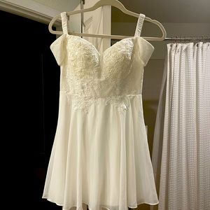 Lulus white lace dress